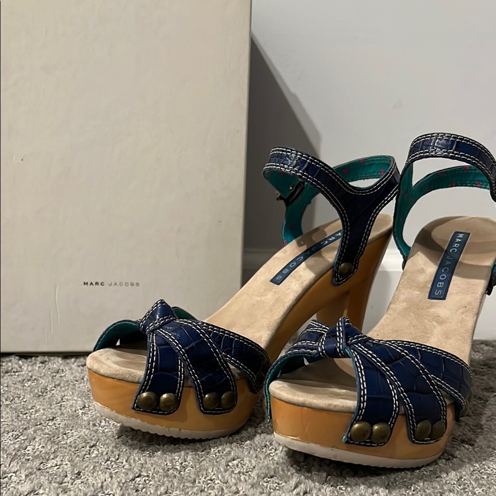 Marc Jacobs Navy Blue Wedge Sandals sz 38